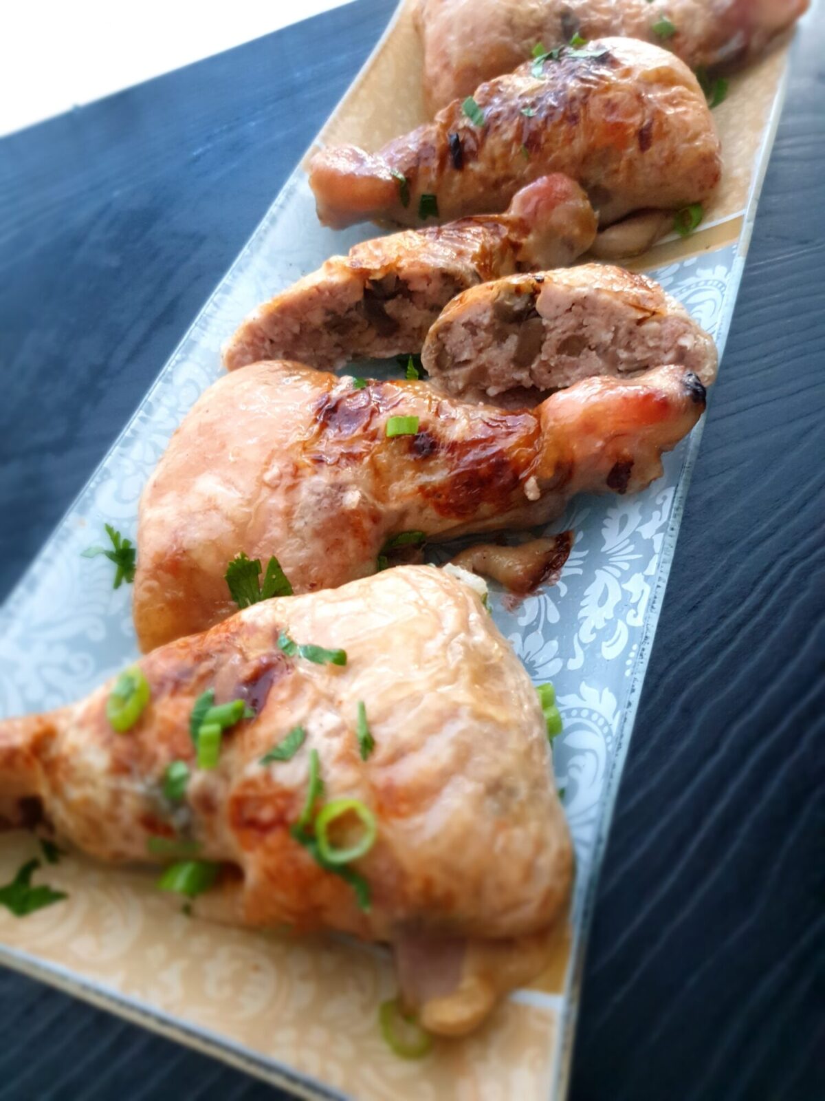 Куриные ножки фаршированные мясом куриного бедра и грибами портобелло (6 шт)