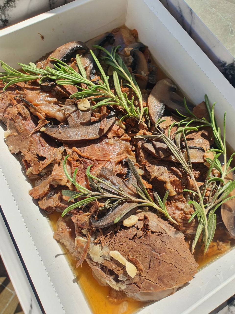 Говядина с грибами