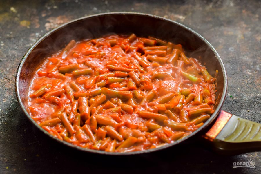 Фасоль стручковая в томатном соусе