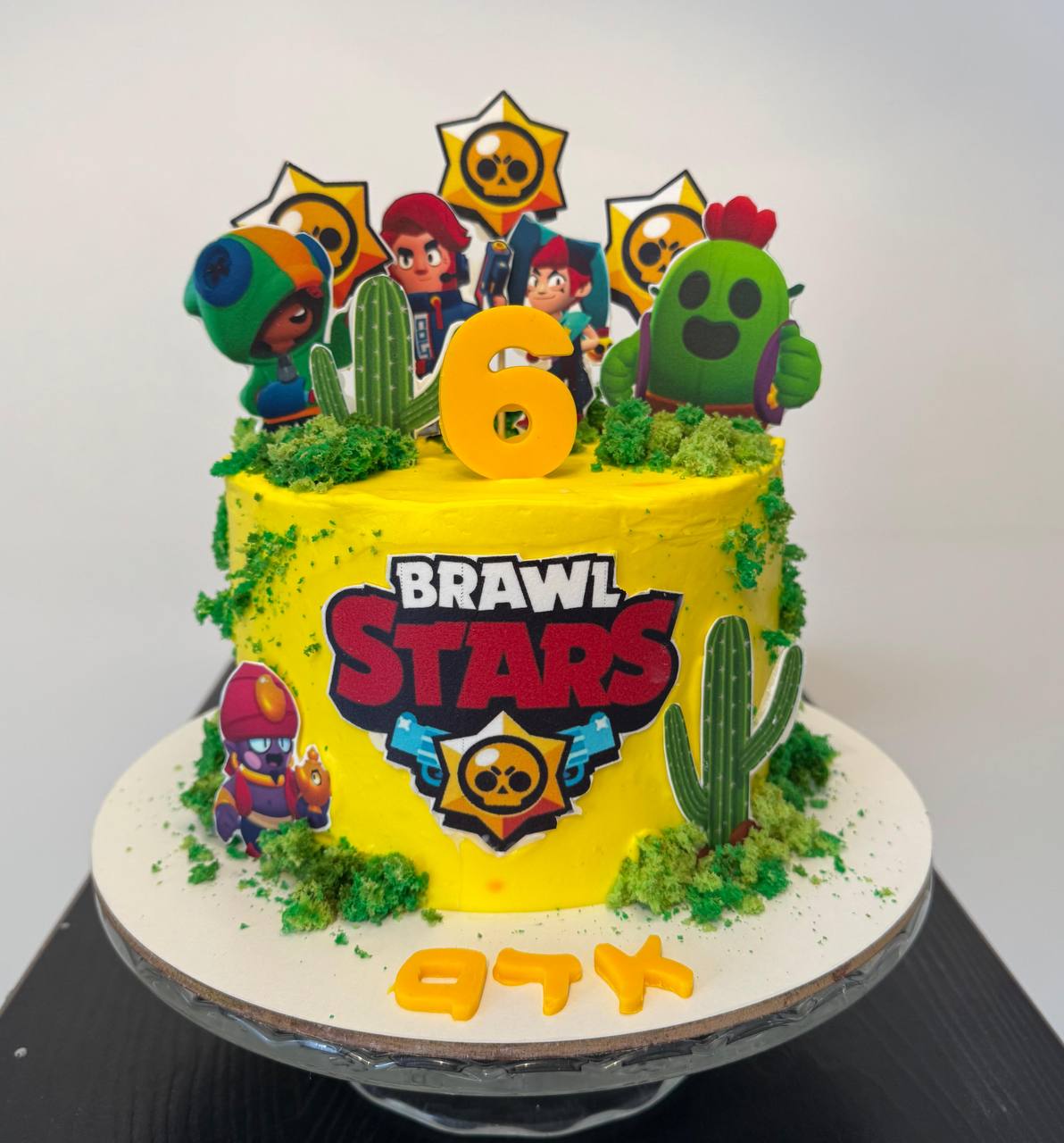 Торты в оформлении